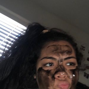 Meet your Posher, Alize